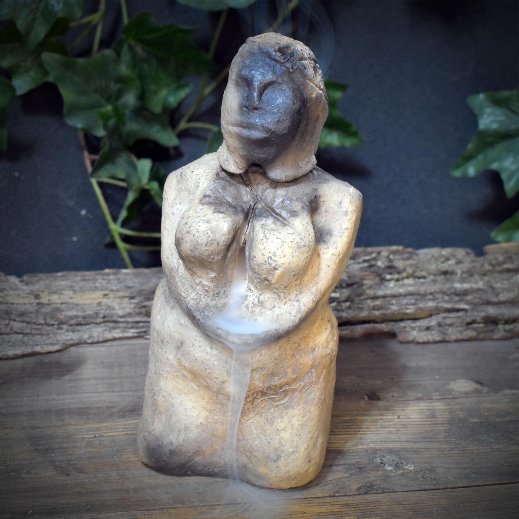 Göttin Rückfluss Räucherkegelhalter Keramik | Rauchwasserfall Venus Figur 2-teilig | Archaische Altar Deko Ritual Skulptur 1,3kg RÄH077