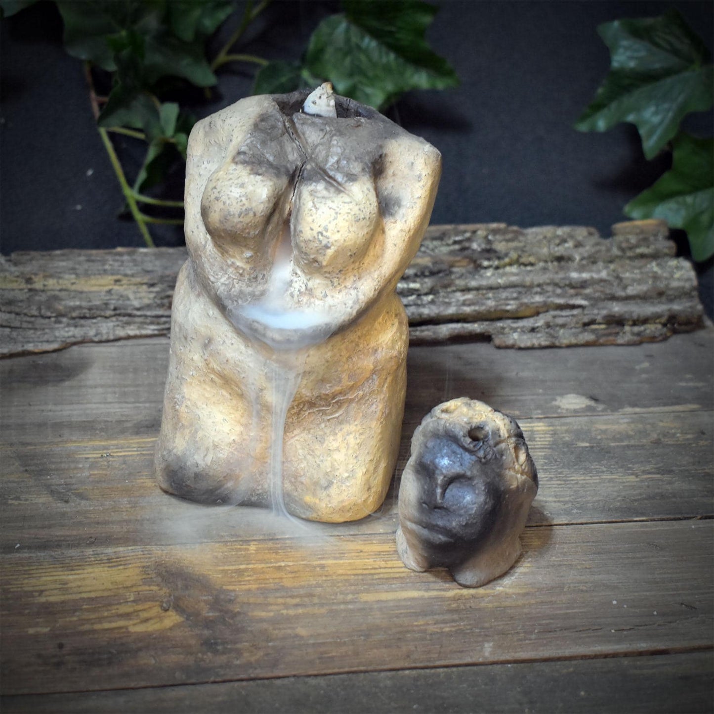 Göttin Rückfluss Räucherkegelhalter Keramik | Rauchwasserfall Venus Figur 2-teilig | Archaische Altar Deko Ritual Skulptur 1,3kg RÄH077