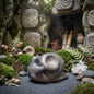 Frau im Schneckenhaus Miniatur Ton, Schnecke Figur handgemacht, Handschmeichler Schutzstein, spirituelle Altar Deko SKU212