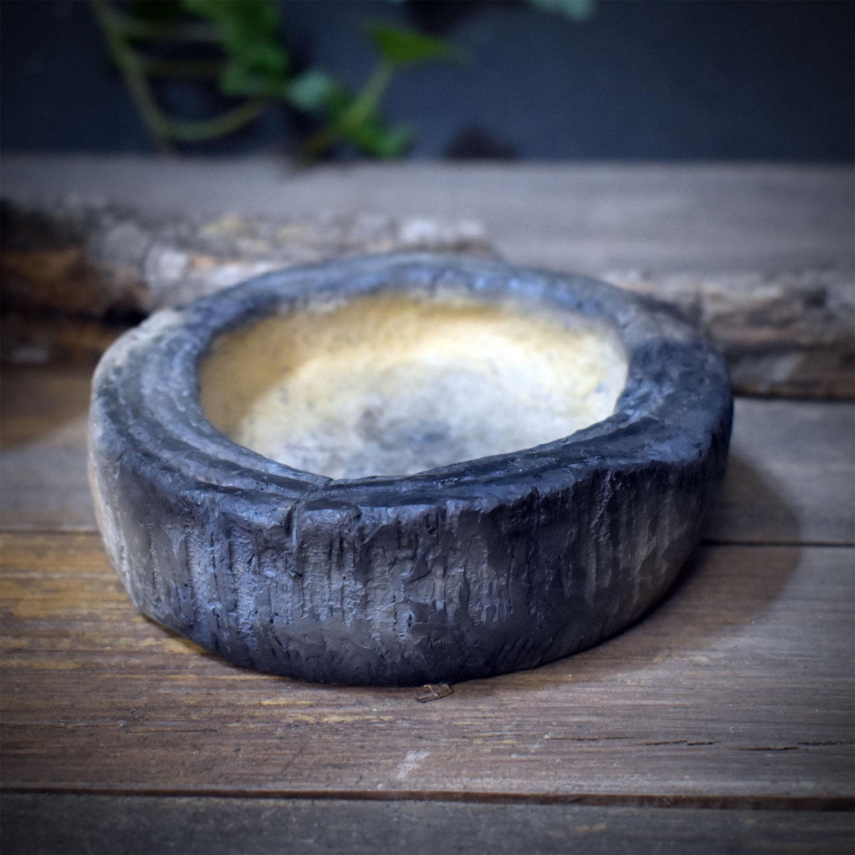 Räucherschale Keramik archaisch | Räuchergefäß mit weiblicher oder männlicher Symbolik | Altar Schale für Rituale Räucherwerk 10cm RÄG097