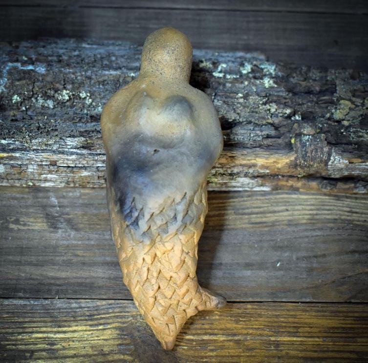 Taschengöttinnen aus Rauchbrandton – archaische Begleiterinnen für Schutz & innere Verbindung - TGS001