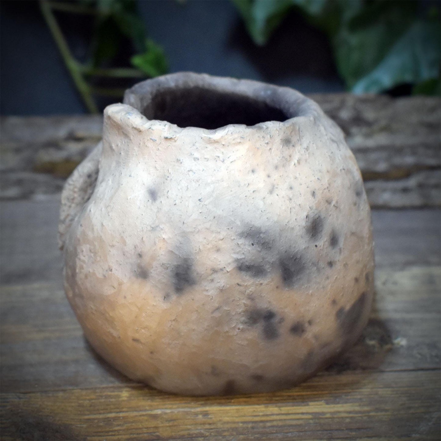 Teelichthalter Übergang Keramik, Portal Anderswelt Rauchbrand, Gedenklicht Abschied Ritual, Kerzenhalter Altar Tod Trost, 780g AEP014