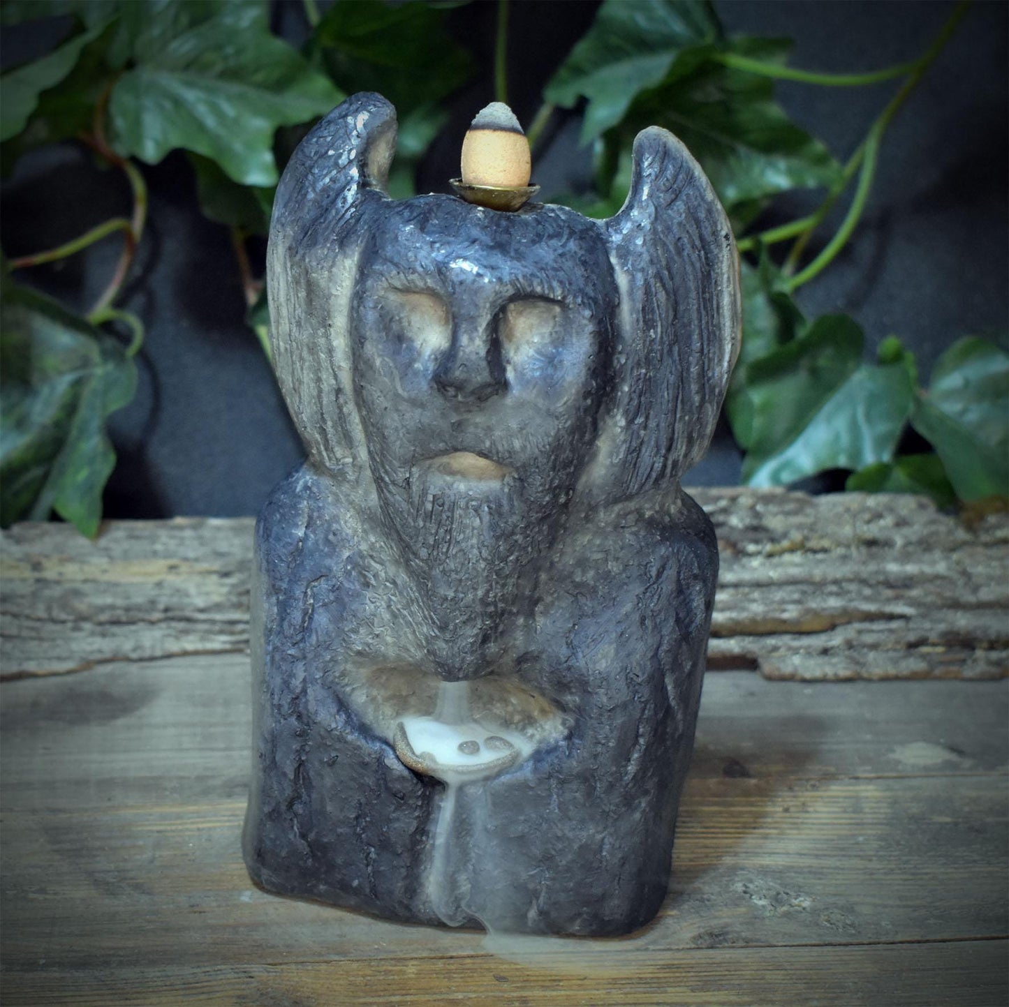 Cernunnos Skulptur Rückfluss Räucherhalter, Kelten Gott Limonit, Hexenschüssel Altar Keramik Rauchbrand, 1,7kg, 18x10cm SKU315
