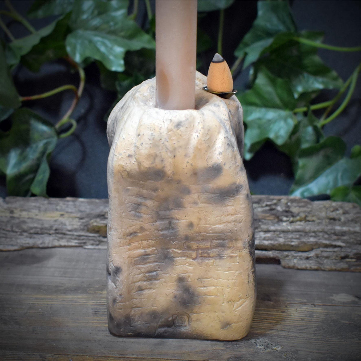 Rückfluss Räucherkegelhalter Holdas Tor | Kerzenhalter Keramik mit Rauchwasserfall | Schwellen Ritual Deko Altar Frau Holle 1,3kg RÄH080