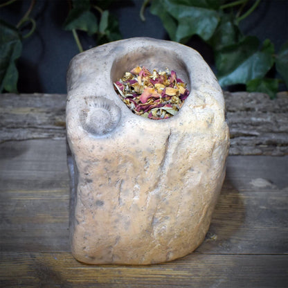 Räuchergefäß für Kohle Teelichthalter Portal Keramik | Räucherschale mit Ammonit Relief | Spirituelle Deko Altar Ritual 2kg RÄG100