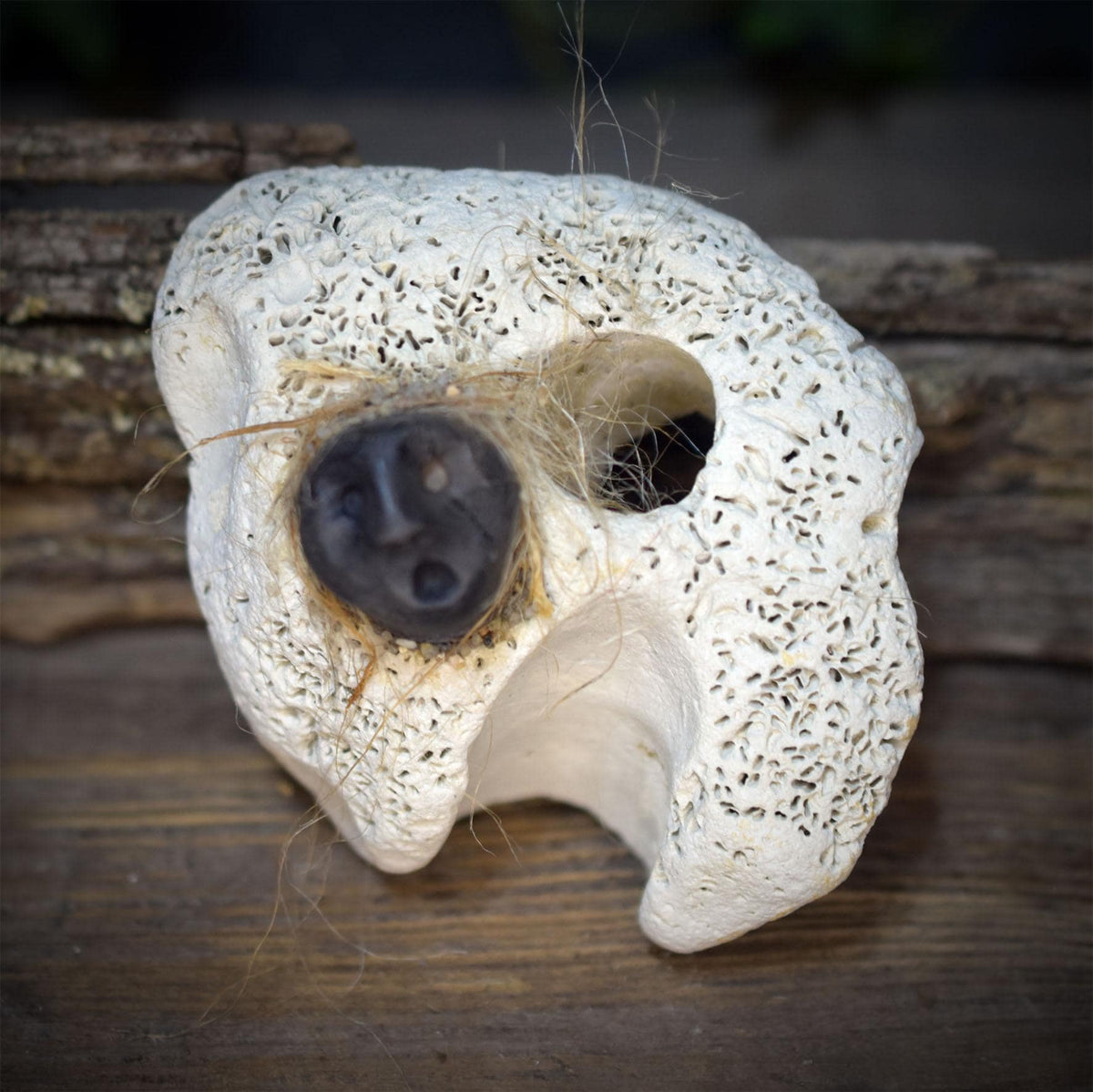 Hüterin der Meere Hagstone Skulptur | Meereswesen aus Rauchbrand Ton & Hühnergott | Altar Schutzstein Deko Wasser Ritual 220g SKU319
