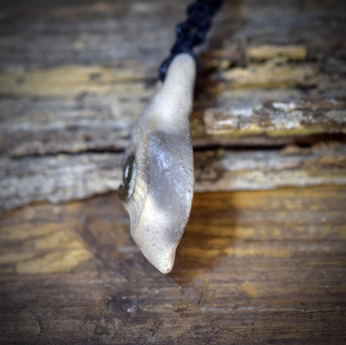 Ammonit Amulett Kette Keramik | Fossil Schutzsymbol Anhänger Spirale Urzeit | Schamanischer Schmuck Handgemacht Verstellbar 18g AMU096