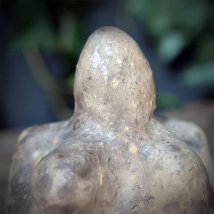 Frau Holle Holda Skulptur Keramik | Göttin mit Tor zur Unterwelt Altar Figur | Schamanische Rauhnächte Deko Portal 16cm 1,85kg SKU323