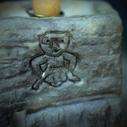 Rückfluss Räucherkegelhalter Turm Sheela na Gig Keramik Räuchergefäß Rauchwasserfall Backflow Altar Ritual Ton Unikat RÄH084