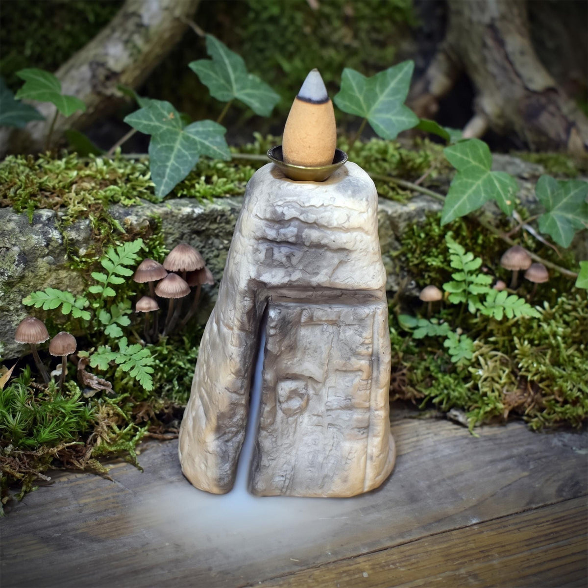 Rückfluss Räucherkegelhalter Turm Keramik | Schwellentür Rauchwasserfall Portal | Spirituelle Altar Deko Ritual Handgemacht 9cm 270g RÄH083