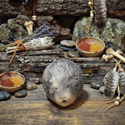 verschiedene Krafttier Handrasseln Keramik Schamanische Ritualrassel Tiergeist Altar Meditation Klangobjekt KRA001