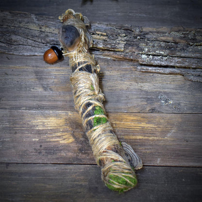 Ritualstab Waldgeist Keramik Schamanischer Stab Holz Moos Pilze Altar Naturspiritualität Unikat RST050