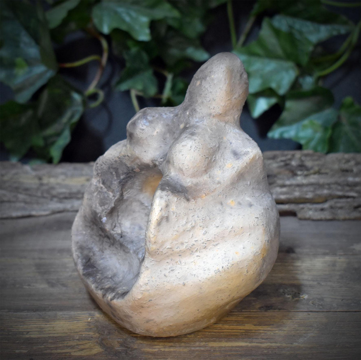 Frau Holle Holda Skulptur Keramik | Göttin mit Tor zur Unterwelt Altar Figur | Schamanische Rauhnächte Deko Portal 16cm 1,85kg SKU323