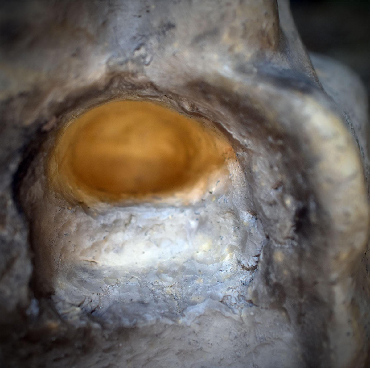 Frau Holle Holda Skulptur Keramik | Göttin mit Tor zur Unterwelt Altar Figur | Schamanische Rauhnächte Deko Portal 16cm 1,85kg SKU323