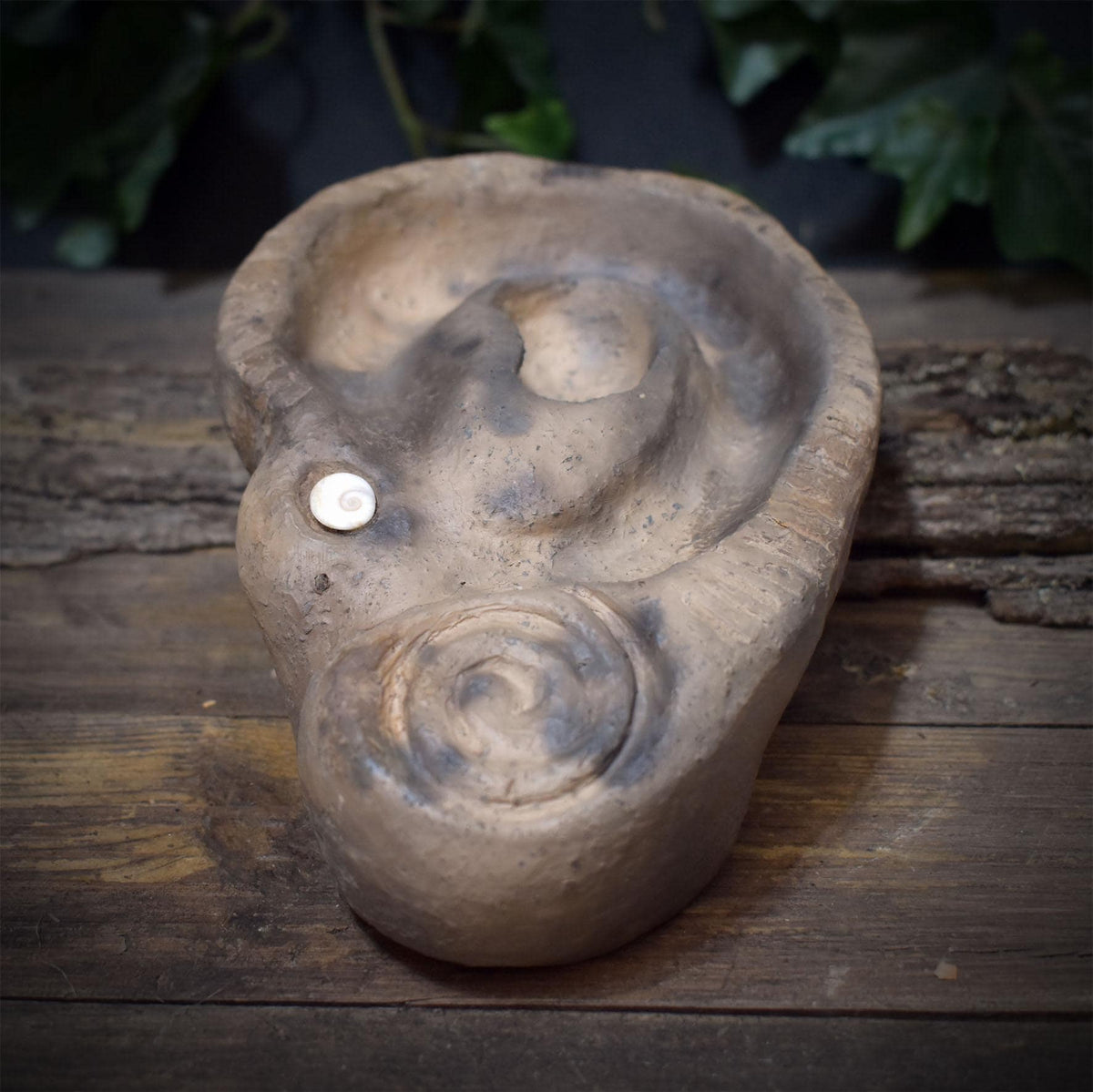 Tonschale Innenklang Ohr Keramik Altar Schale Spirale Shiva Auge Ritual Objekt Rauhnächte Achtsamkeit Meditation Skulptur Unikat GEF024