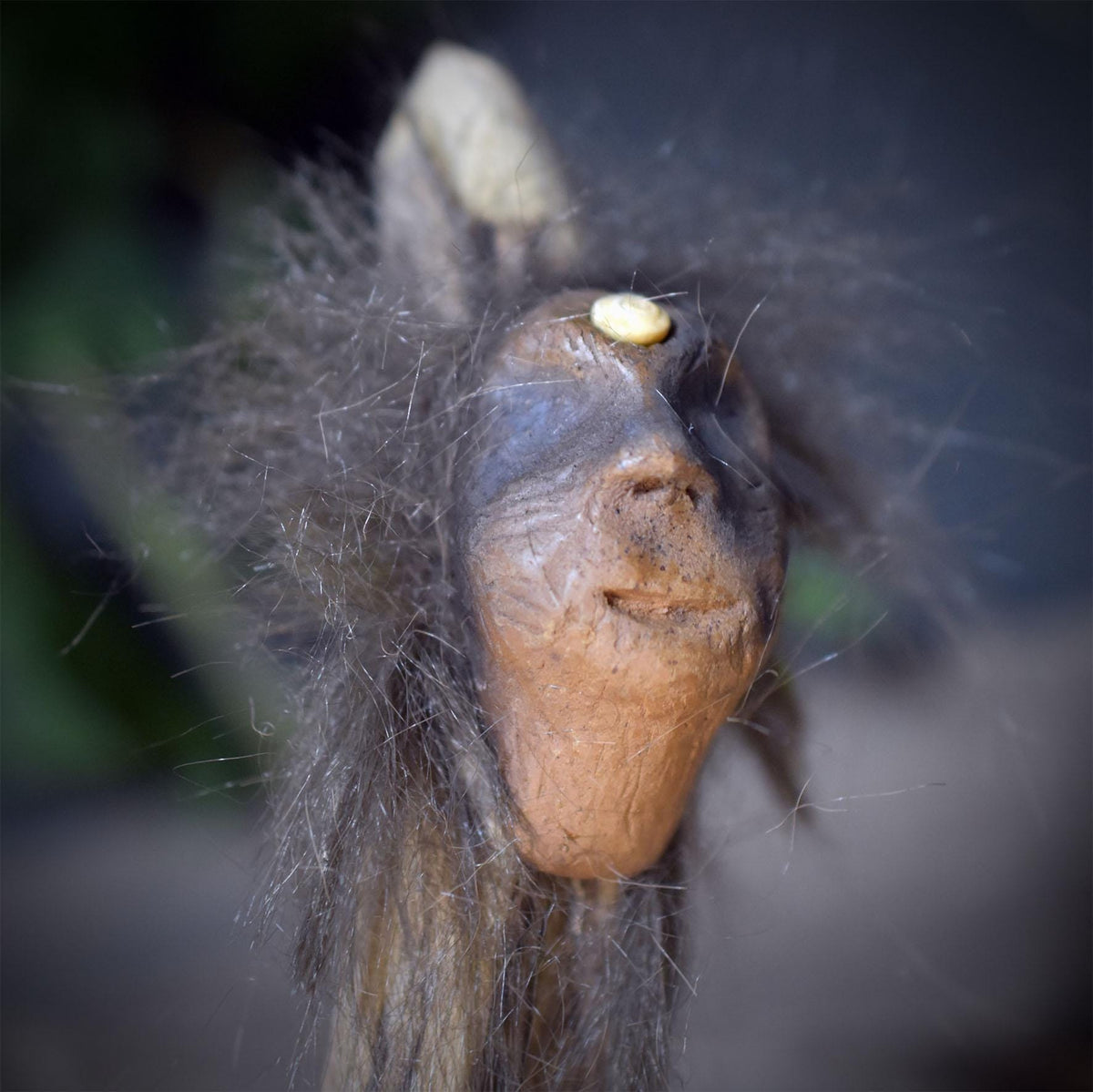 Ritualstab Drittes Auge Schamane Astholz Keramik Stab Wolle Altar Zeremonie Naturspiritualität RST053