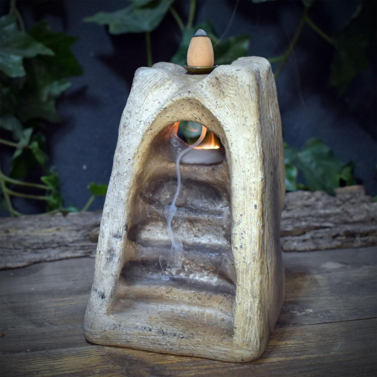 Backflow Räucherkegelhalter Turm aus Keramik, Teelichthalter Tor mit Treppe, Wasserfall Räuchergefäß, Unikat RÄH089