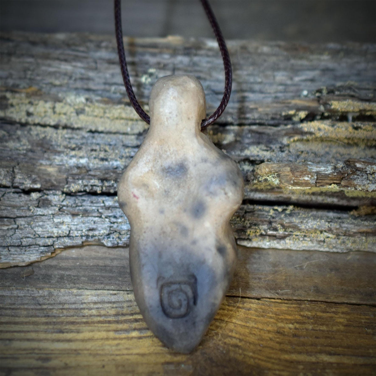 Fossil Amulett Keramik Kette Rauchbrand Talisman Schnecke Glücksbringer Schamanischer Schmuck Anhänger AMU106