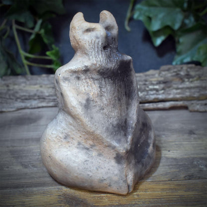 Cernunnos Skulptur aus Keramik, Gehörnter Gott Altarfigur, keltischer Waldgott für Naturrituale, Unikat SKU332