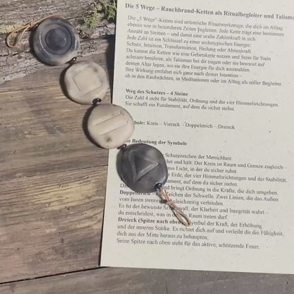 Weg des Schutzes – Rauchbrand-Kette mit 4 Steinen für Erdung und innere Stärke - Art.Nr.: WKR002